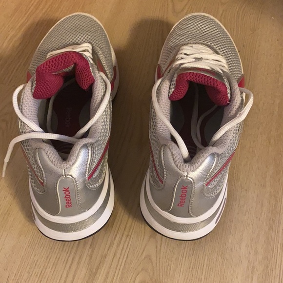 Reebok Running Shoes - Picture 2 of 4